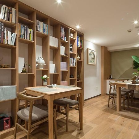 Bai Yun Qin She Boutique Hotel Tsjoengking Buitenkant foto