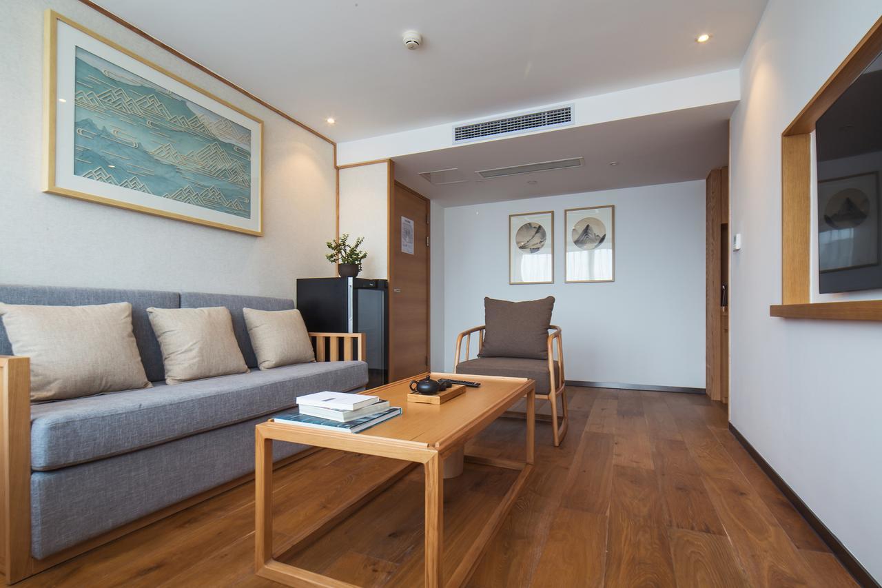 Bai Yun Qin She Boutique Hotel Tsjoengking Buitenkant foto