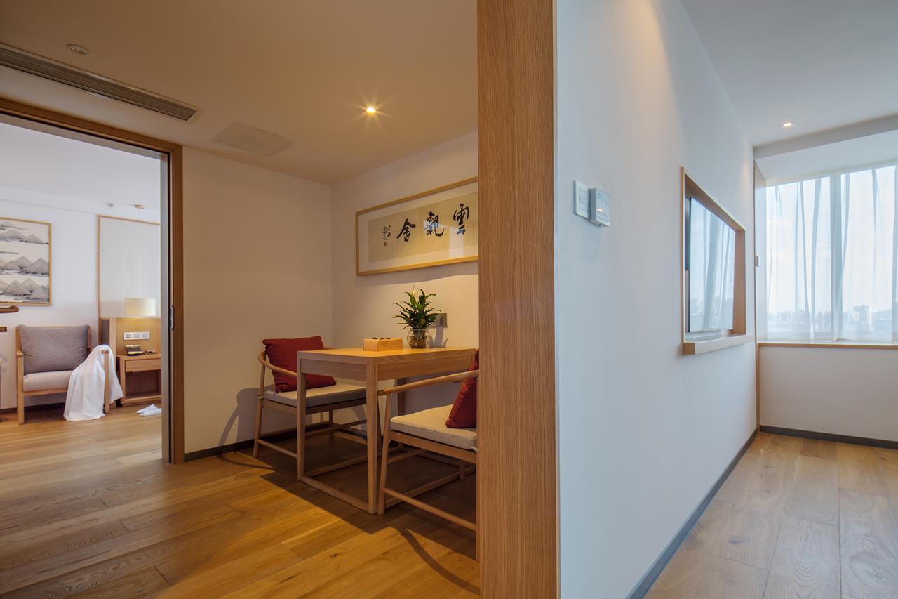 Bai Yun Qin She Boutique Hotel Tsjoengking Buitenkant foto