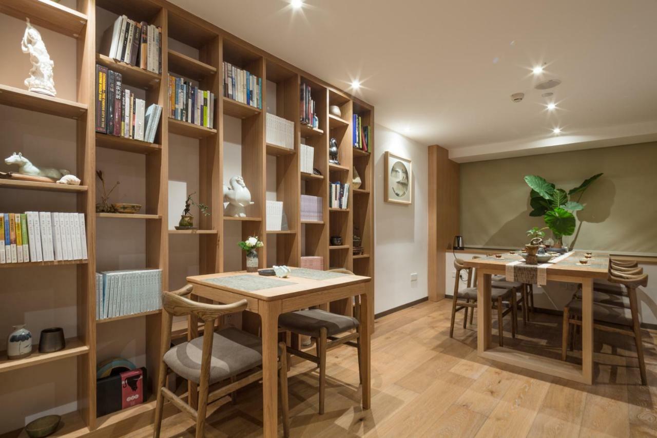 Bai Yun Qin She Boutique Hotel Tsjoengking Buitenkant foto