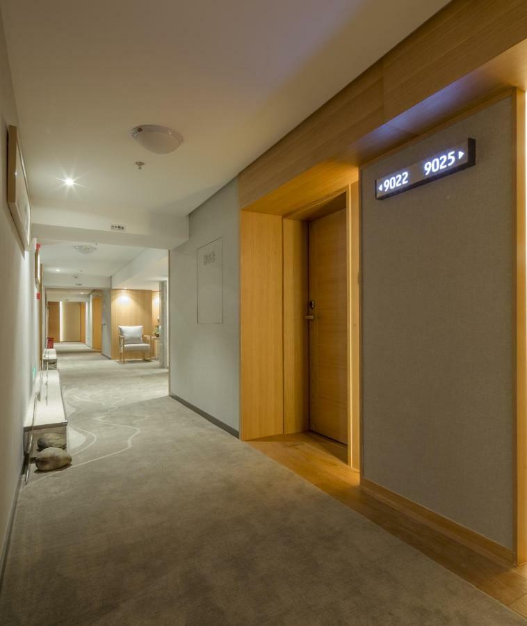 Bai Yun Qin She Boutique Hotel Tsjoengking Buitenkant foto