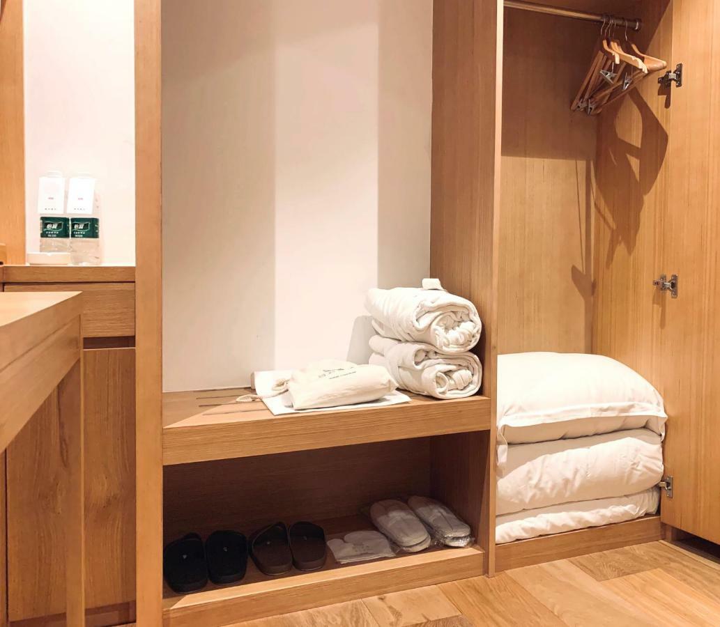 Bai Yun Qin She Boutique Hotel Tsjoengking Buitenkant foto