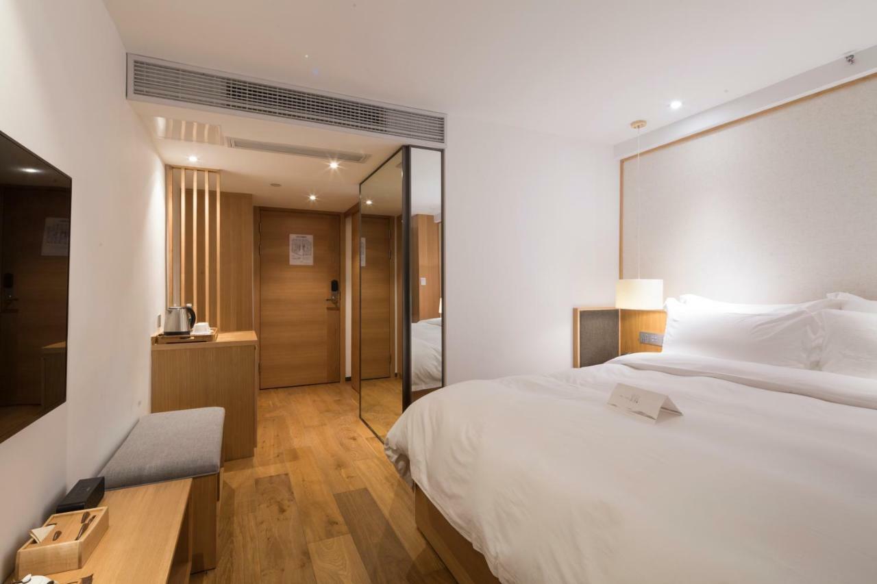 Bai Yun Qin She Boutique Hotel Tsjoengking Buitenkant foto